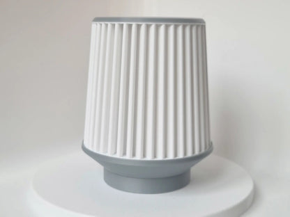 Lámpara Filtro 3D roja, textura vertical y luz cálida para interiores modernos – Prinx.