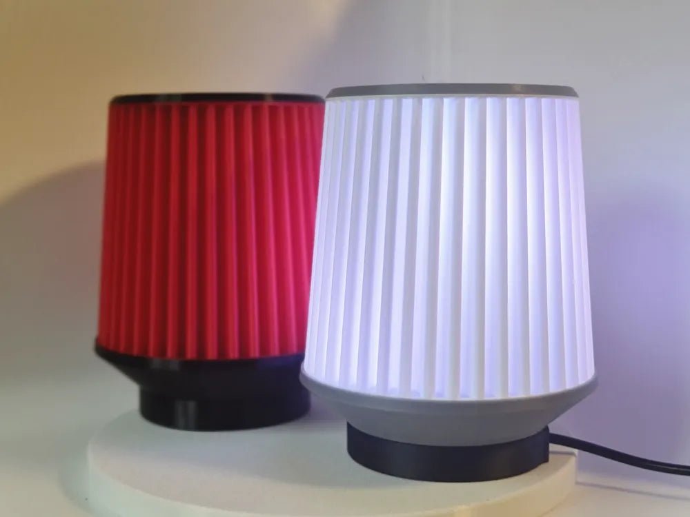 Lámpara Filtro 3D roja, textura vertical y luz cálida para interiores modernos – Prinx.